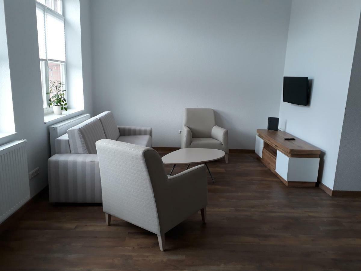 Ferienwohnung Ela ヴィルヘルムスハーフェン エクステリア 写真
