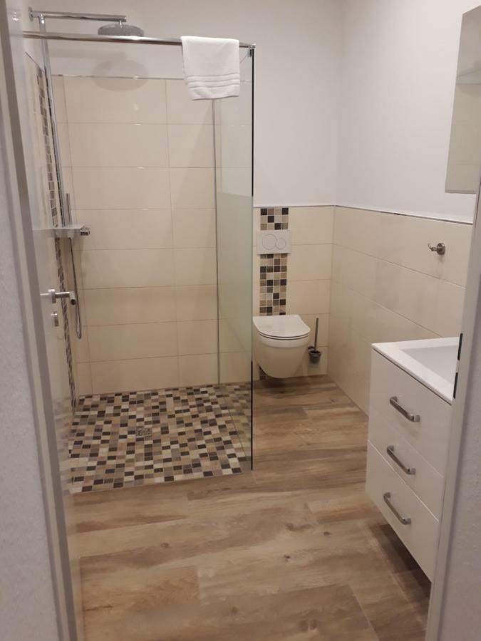 Ferienwohnung Ela ヴィルヘルムスハーフェン エクステリア 写真
